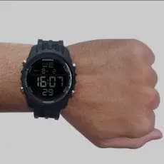 Relogio de Pulso Masculino Potenzia Digital Esportivo Redondo Cronômetro Display Led Preto Luxo
