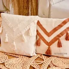 Capa de Almofada Fita Pompom Doha Chique Boho Decorativa Sofá