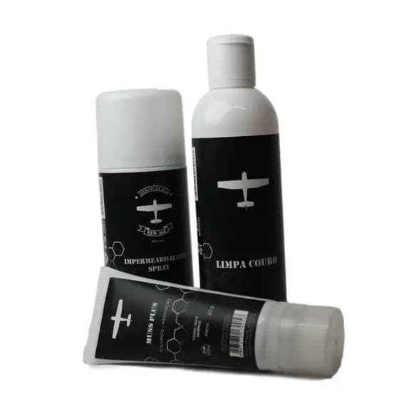 Limpa couro Kit produto limpeza, higienização e, hidratação e impermeabilizante para couro de sapato, carro, bolsa jaqueta entre outros. limpeza de bamco automotivo.