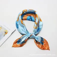 Lenço Acetinado 50x50cm Feminino Estampado para Usar no Pescoço ou Bolsa estampa de leopardo
