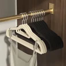 Cabide de Veludo Antideslizante Durável Flexível Super Resistente Economiza Espaço no Guarda Roupa