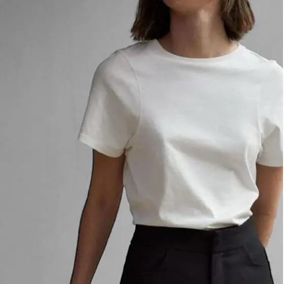 Camiseta Feminina Lisa Básica - Tshirt Luxo 100% algodão.