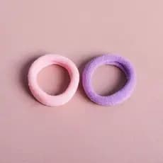 kit 2 Xuxinha de Cabelo Colorida | Elástico Macio e Estiloso para Coques, Rabos de Cavalo e Tranças