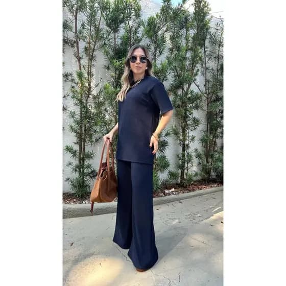 conjunto feminino oversize ana ruga calça pantalona camiseta longa manga curta confy confortavel chic elegante moderna