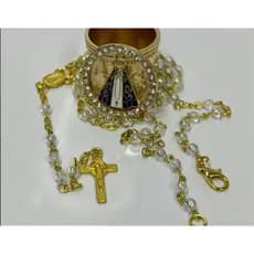 Relicário Nossa Sra. Aparecida - Terço católico fecho Dourado Pérola -Translúcida SKU-129