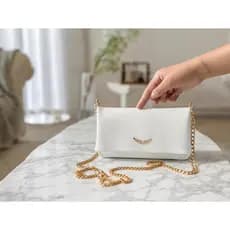 Bolsa Pequena Feminina modelo tendencia 2025 estilo Blogueira balada para festas e ocasiões