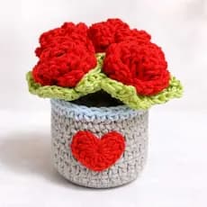 Flores de crochê ROSAS VERMELHAS Amigurumi