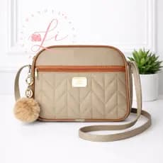 Bolsa Feminina Transversal Alça Ajustavel Durabilidade Conforto Linda com pompom