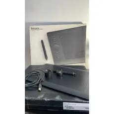 Mesa Digitalizadora Wacom Intuos5 Média Profissional