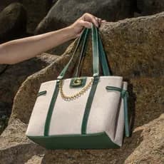 Elegancy - Bolsa Feminina Grande Viagem, Praia, Alça De Ombro, Corrente, Couro Sintético Gaby Show