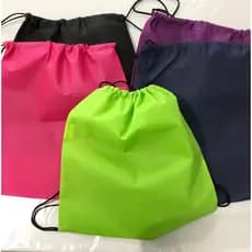 Mochila saco em TNT resistente lote com 15 unidades