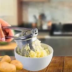Espremedor Amassador de Batatas e Legumes Ideal para Purê Alumínio