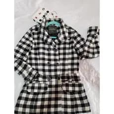 Casaco Xadrez Feminino  P Lã Algodão Preto Branco Inverno com Bolsos, Acinturado, Inverno