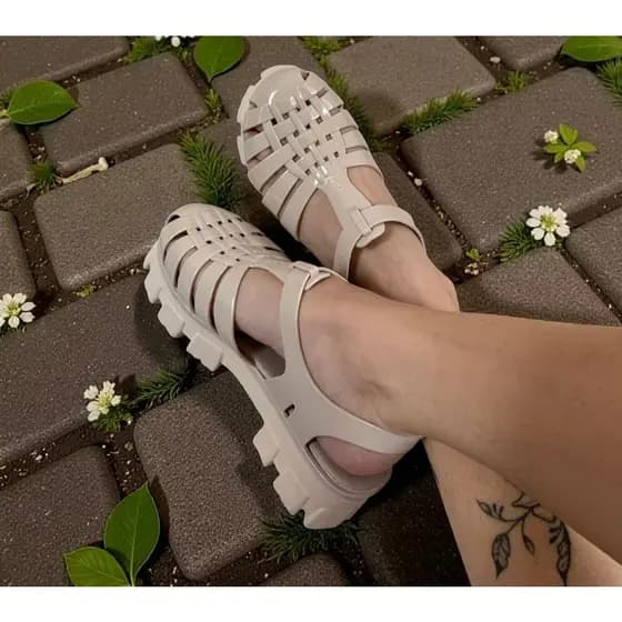 Sandália Tratorada Feminina Plataforma Confortavel