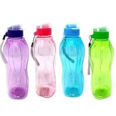 Garrafa Squeeze de Água Plástica estilo tupperware Com Alça Academia Fitness Água Academia Esporte 830ml