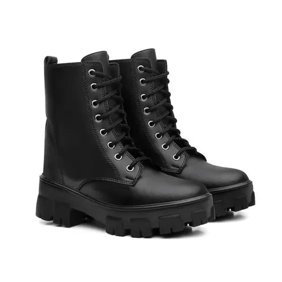 Coturno Feminino Preto Bota Tratorada Blogueira Tendência