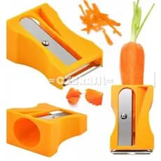 Descascador/Apontador Decorativo Cortador  De Legumes e  Frutas Plástico - Pepino e Cenouro ( vários legumes e frutas )
