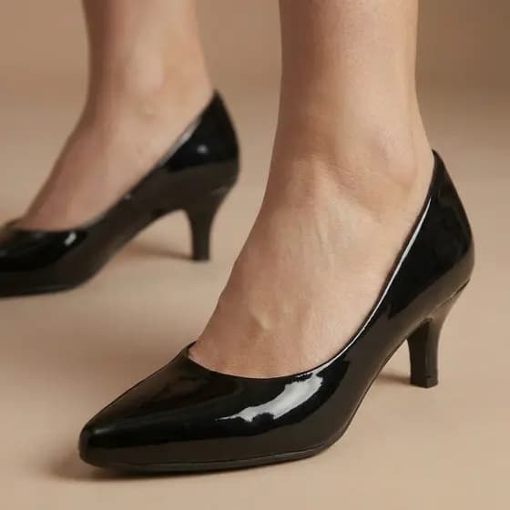 Scarpin Verniz Saltinho Baixo Confortável Bico Fino Elegante Trabalho Dia a Dia Feminino Chic