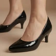 Scarpin Verniz Saltinho Baixo Confortável Bico Fino Elegante Trabalho Dia a Dia Feminino Chic