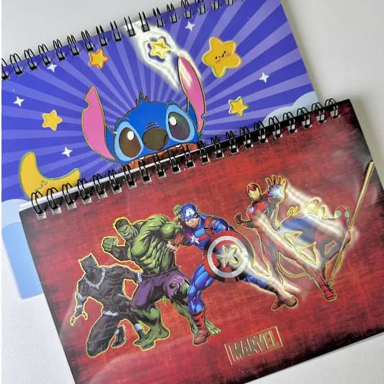 Caderninho de Adesivos Marvel e Stich • Papelaria Fofa e Criativa