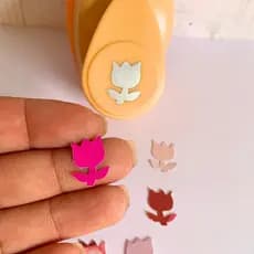 Furador Mini Tulipa Elegante 1,5cm para papel Scrapbook e Art Journal Colcha de Retalhos Colagens Cartões Lembrancinhas