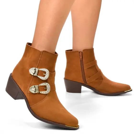 Bota Feminina Western Camurça Cano Curto Bico Fino Salto Médio Fivela Texana  Kallys 930