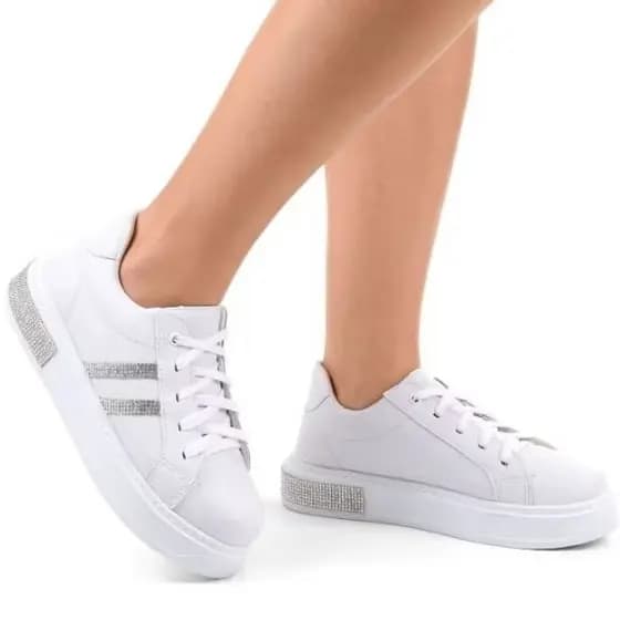 Tênis Feminino Casual Branco Strass Confortável Moderno Brilho Macio Leve Promoção KALLYS 4724