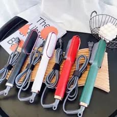 Escova Alisadora Bivolt 5 em 1 - Alisa, Hidrata, Modela, Alinha e Anti-Frizz