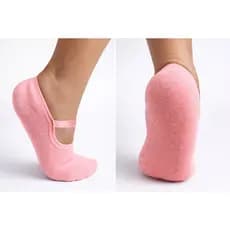 Meia esportiva ideal para treinos, academia, yoga, pilates e uso diário.