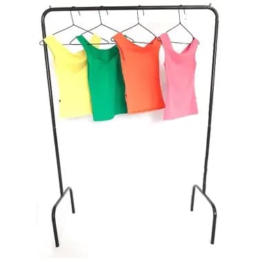 Cabideiro Preto Arara para Roupas Ninos