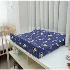 Trocador Para Bebês Cômoda Impermeável Astronauta 64 X 50 cm Ninos