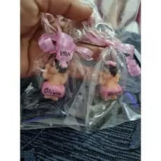 Lembrancinha maternidade, chá de bebê menina - chaveiro chá de fraldas -60 unid kit Nascimento -Entregue nos plásticos