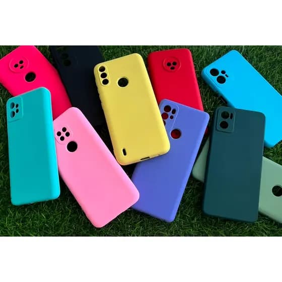 Capa Capinha Silicone Aveludada Motorola Moto G13 / G23 / G9 / G9 PLAY / G6 PLUS / G32 / G6 /  E7 POWER