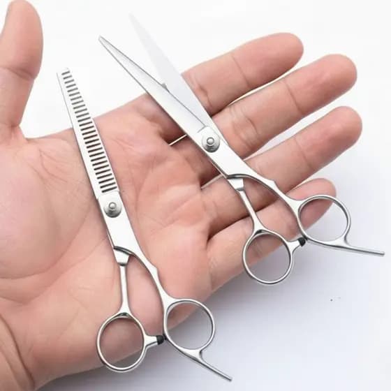 Kit 2 tesouras cabelo semi profissional fio navalha desfiadeira 6.0 aço inox cabeleireiro barbeiro