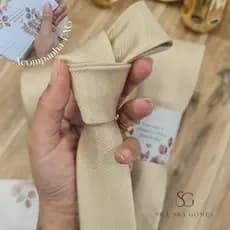 Gravata Nude Bege Tecido Trabalhado