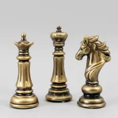 Estatueta Rei Rainha E Cavalo Peça Xadrez Decorativo Enfeite mesa escritório LUXO (rapida entrega)