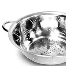 Escorredor De Macarrão Inox Com alça Multiuso Universal 24 ou 28 Cm