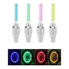 Kit 2 Bicos Pino Luz Led Luminoso Pneu Moto Bike Carro Incluso Bateria