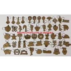 Lembrancinhas para festa de Umbanda e Candomblé Batuque kit com 50 peças Pomba Gira, Exu, Orixá, Catiço, Guia