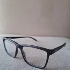 Armação para óculos de grau retangular cor Preto fosco com detalhe cinza masculino modelo JC1230