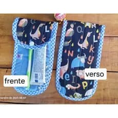 Porta Escova de Dente Porta Escova de Dente ou Porta Talher de Tecido Tricoline Fechamento com Botão  Tic Tac