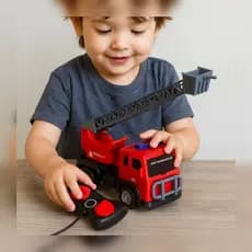 Caminhão de Bombeiro com Controle Remoto - Brinquedo Vermelho > Crianças