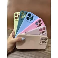Capa Para Celular IP 16 Pro Max De Silicone Aveludada Premium Câmera Fechada Capinha Protetora Com Maça