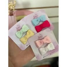 Par de mini presilha de cabelo para bebe RN mini laço