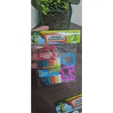 20 kits de colorir personalizado com lapela e giz de cera + kit de massinhas personalizada.