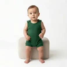 Romper jardineira Bebê Suedine 100% Algodão Verde liso Bandeira