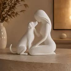 Escultura Mulher e Cachorro Minimalista Arte Moderna Decoração Sala Quarto Presente Pet Lover