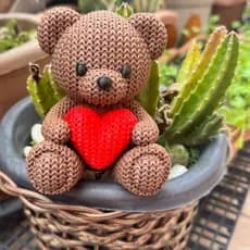 URSO EM PLASTICO 3D SIMULANDO TRICOT