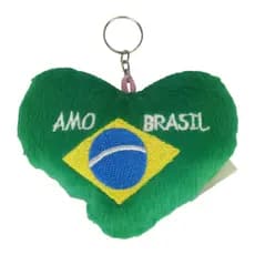 Chaveiro Coracao Amo Brasil Verde Pelucia