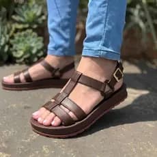 Sandália Meg Percata Leve Conforto Leveza Maciez e Estilo Fivela Ortopédica